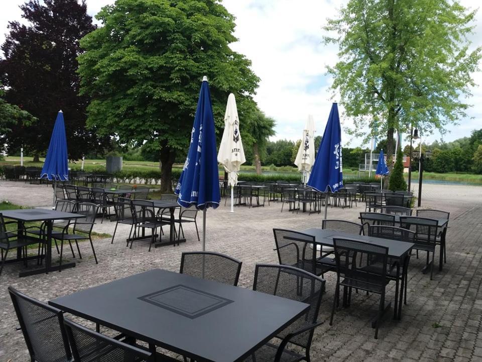 Restaurant El Greco Hostel Gundelfingen an der Donau Exterior photo